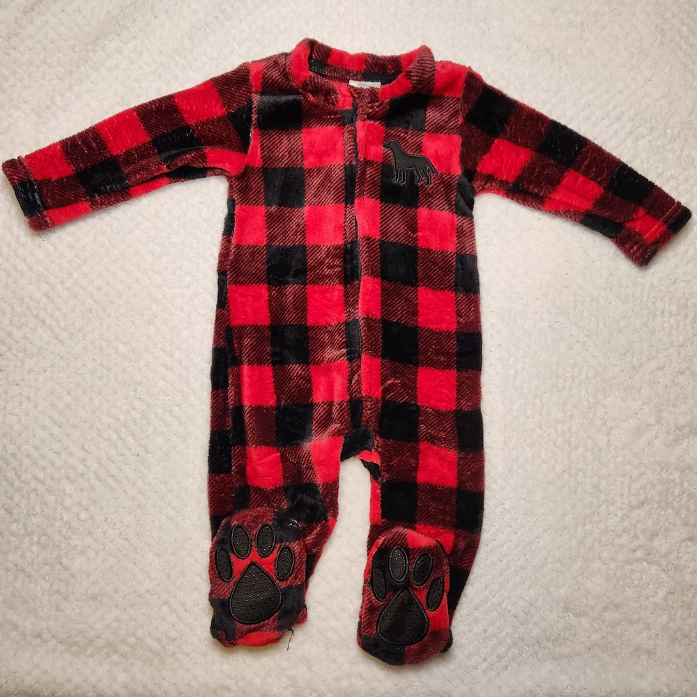 Cracker barrel plush soft buffalo check footie pajamas